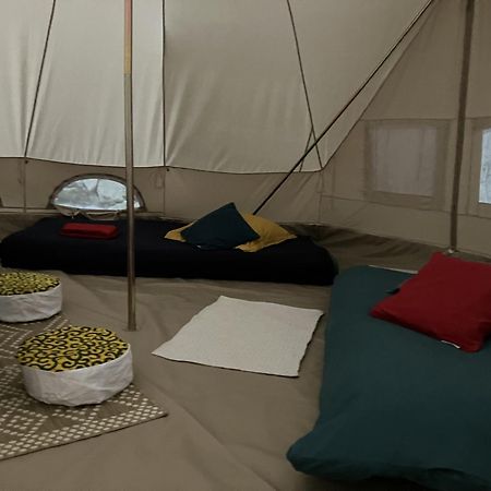 Grande Tente Tipi En Pleine Foret Burzet Luaran gambar