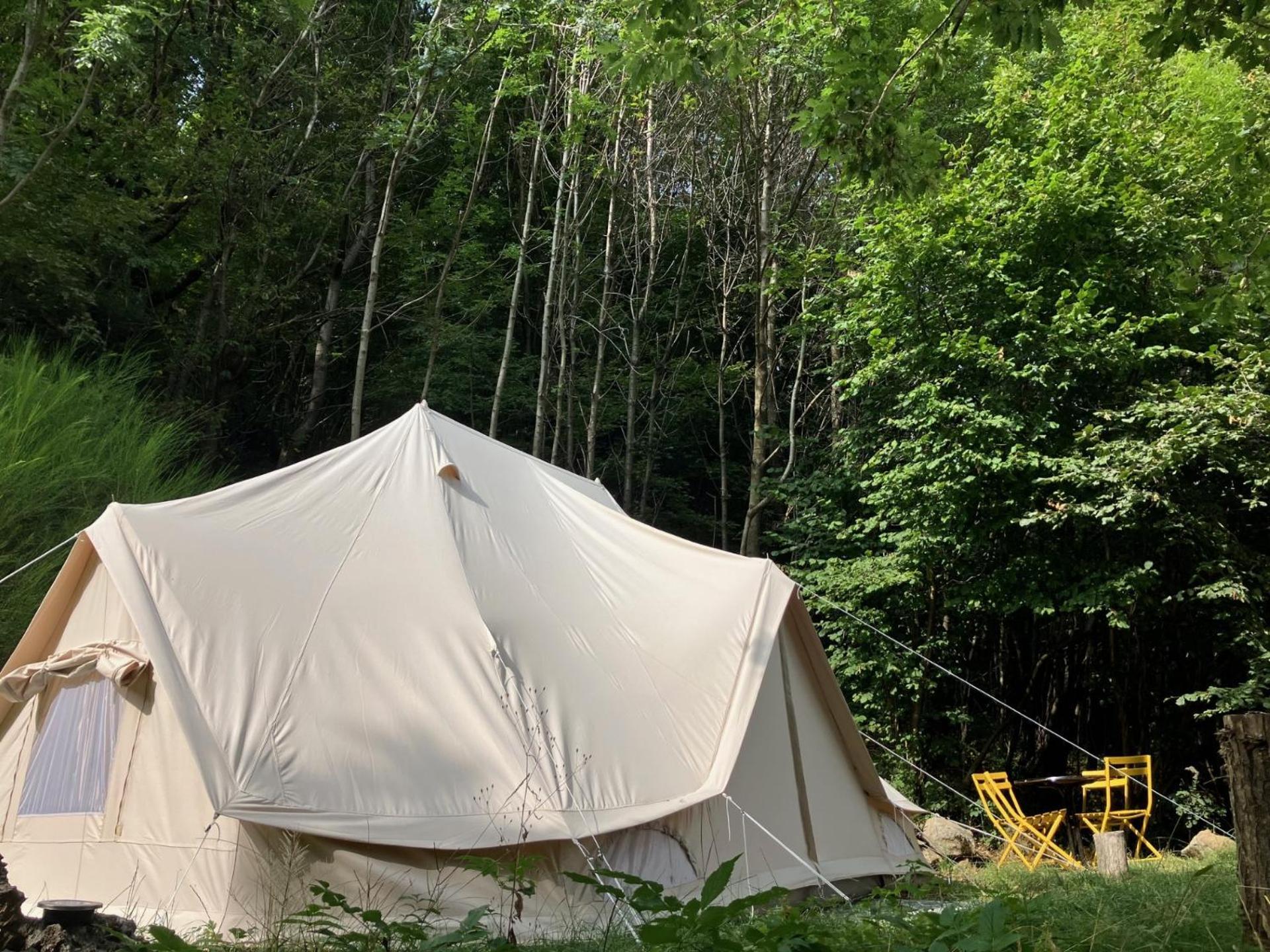 Grande Tente Tipi En Pleine Foret Burzet Luaran gambar